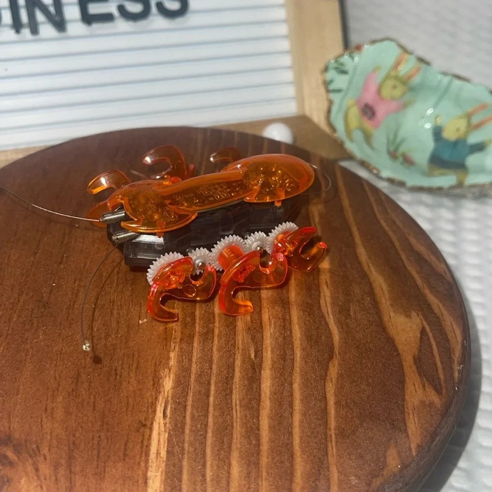 HexBug Orange Fire Ant Micro High Speed Robot Robotic Bug Creature Toy